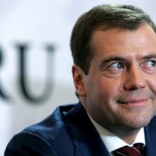 Медведев: Интеграцией Крыма и Севастополя в Россию займется Козак
