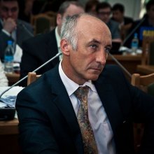 Заочно арестован омский экс-министр