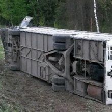 Автобус, ехавший из Смоленска в Санкт-Петербург,  перевернулся, пострадали 7 человек