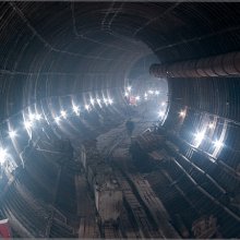 Порошенко предлагает достроить в кредит метро в Днепропетровске