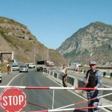 На российско-грузинской границе ожидают въезда 300 трейлеров