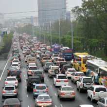 Из-за дорожных работ во Владивостоке образовалась огромная пробка
