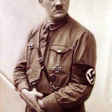 Гитлер был пойман в момент потребления наркотиков накануне встречи с Муссолини