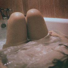 В Москве погибла омичка, взяв с собой в ванну IPhone 4