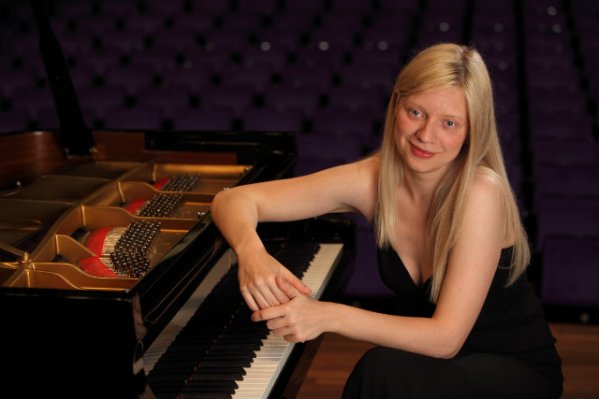 В Торонто отменен концерт известной пианистки за ее позицию по Украине