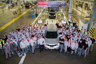 Петербургский завод Nissan выпустил юбилейный 200-тысячный автомобиль