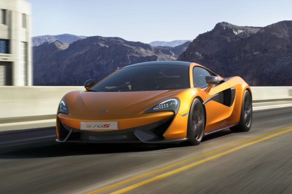 Компания McLaren приступила к тестированию спорткара 570S GT