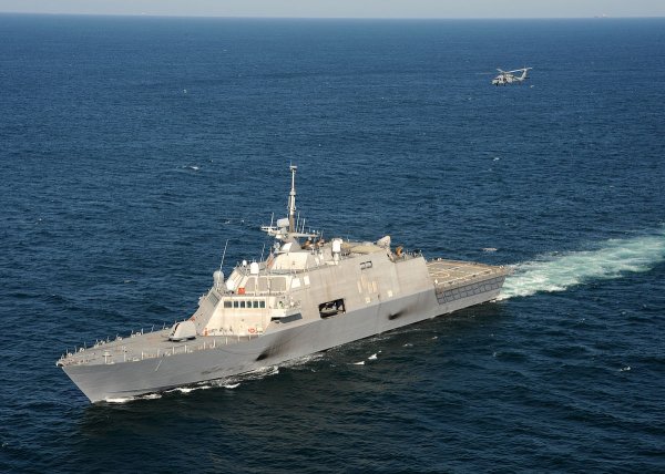Новейший корабль береговой охраны США вышел из строя в открытом море