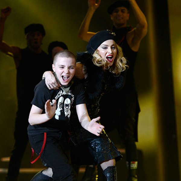 Мадонна поссорилась с сыном из-за Instagram