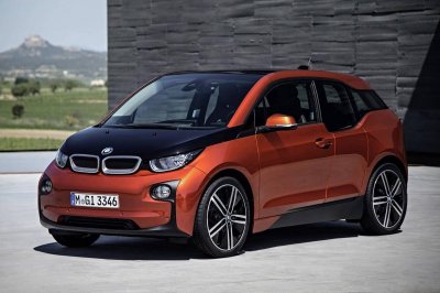 BMW в 2020 году выпустит современный минивэн i6