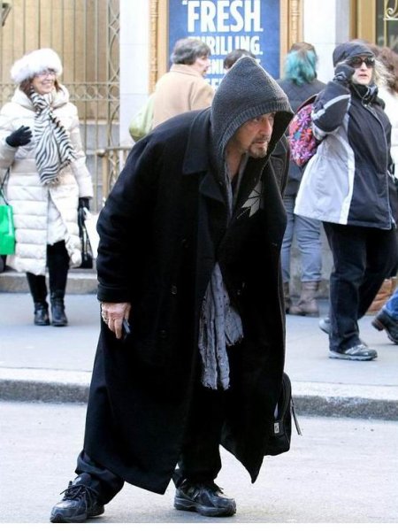 75-летнего Аль Пачино приняли за сумасшедшего бездомного в Нью-Йорке