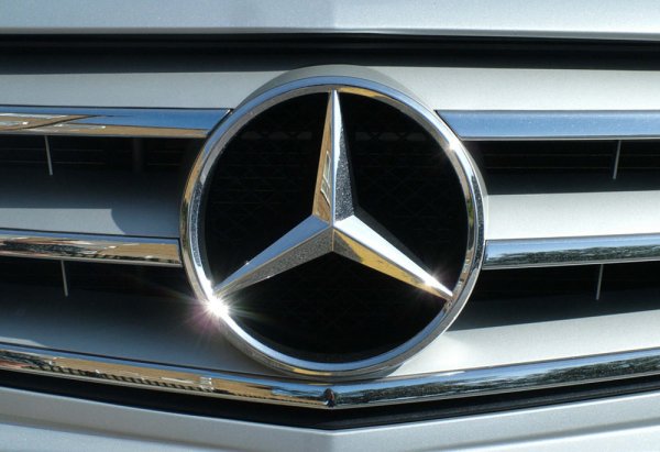 Росстандарт заподозрил Mercedes-Benz в фальсификации данных о выбросах