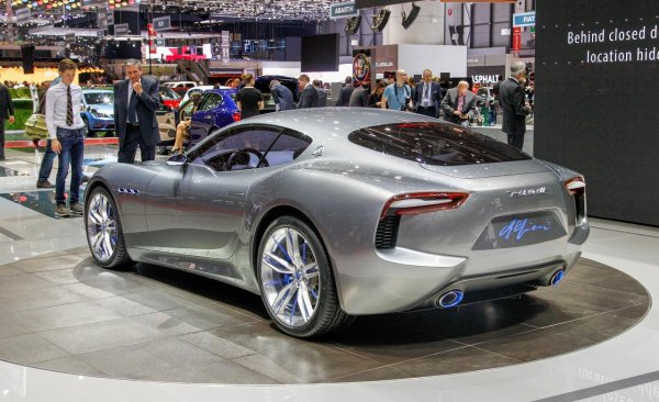 Компания Maserati отложила выпуск новой модели Alfieri