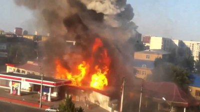 В Дагестане 17 человек пострадали при пожаре и взрыве на автозаправке
