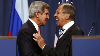 Лавров и Керри перекинулись шутками о мудрости во время встречи в Москве