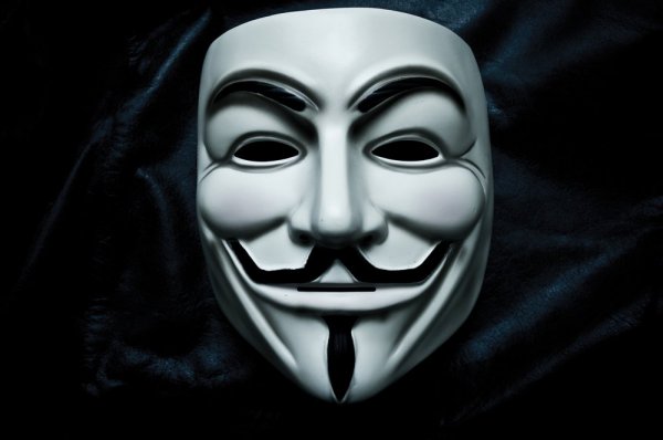 Anonymous опубликовала видео с угрозами «Исламскому государству»
