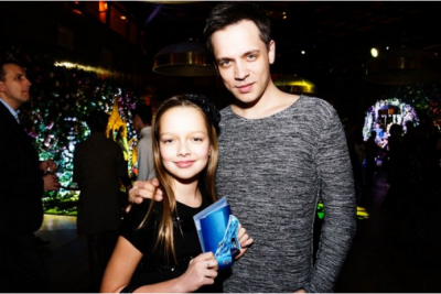 Александр Асташенок подобрал для 9-летней дочери школу в Голливуде