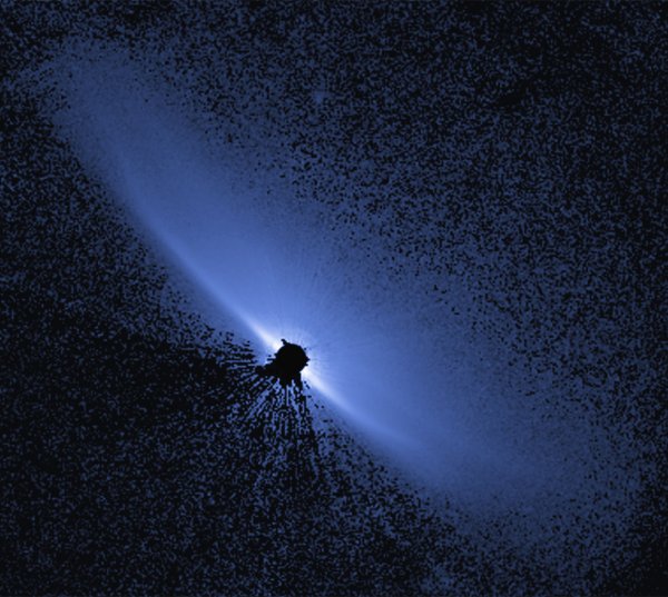 Астрономы обнаружили звезду с вращающейся вокруг нее ледяной кометой