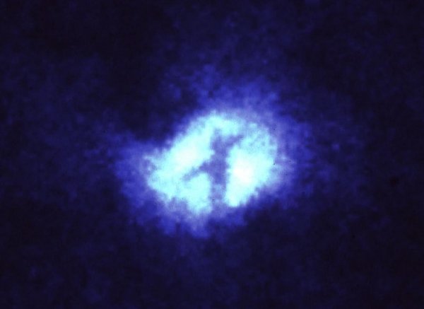 Ученые обнаружили в центре нашей Галактики гигантский крест