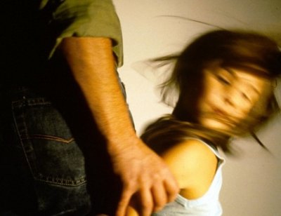 В Междуреченске мужчина изнасиловал 6-летнюю девочку