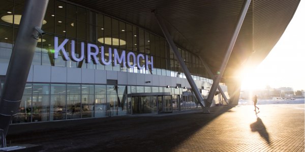 Самолёт повредил взлётную полосу аэропорта Курумоч в Самаре