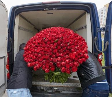 Букеты роз на заказ в Киеве – дарите лучшее