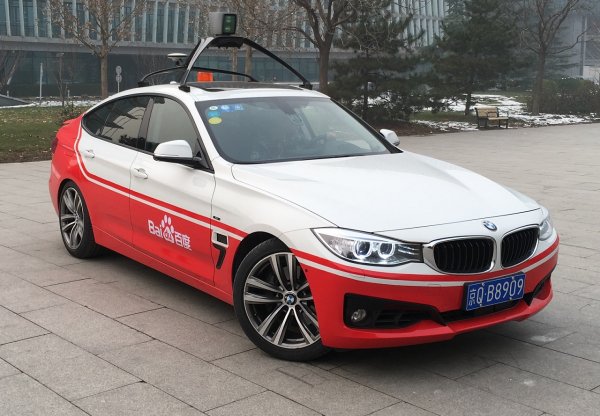 Китайский аналог Google в США проводит испытания беспилотного авто