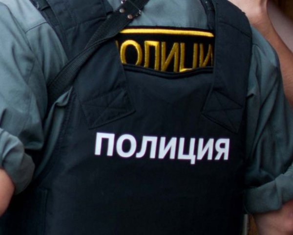 Полиция разыскивает мужчину, помывшего машину на мемориале ВОВ под Белгородом