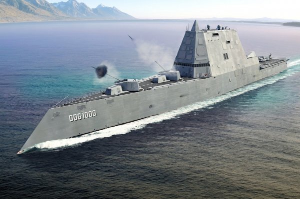 СМИ сообщили о поломке новейшего американского эсминца-невидимки
