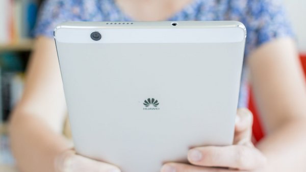Планшет Huawei MediaPad M3 поступает в продажу