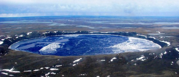 Археологи извлекли пробы для анализа из кратера Чиксулуб