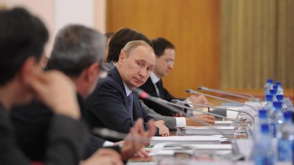 Путин: Правительство поддержит социально значимые культурные проекты