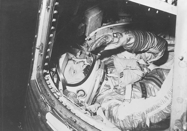 Скончался Джон Гленн - первый американец, покоривший космос