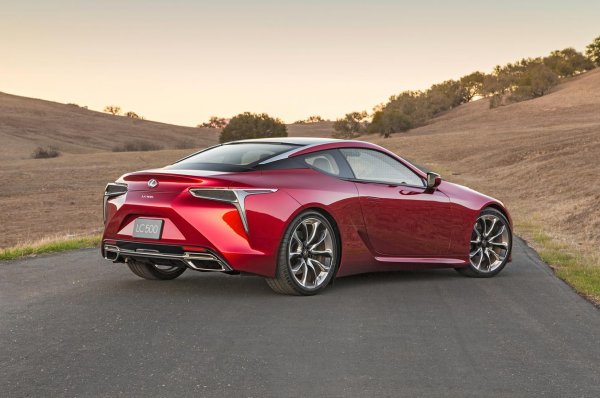 Lexus-купе будут оборудованы шинами Bridgestone с технологией Run Flat