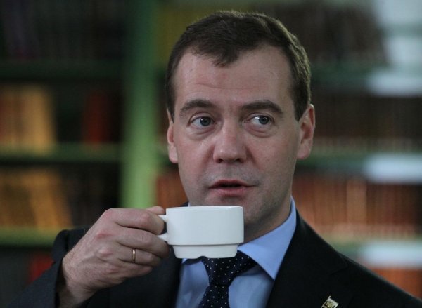 Дмитрий Медведев пригласил Путина на чай