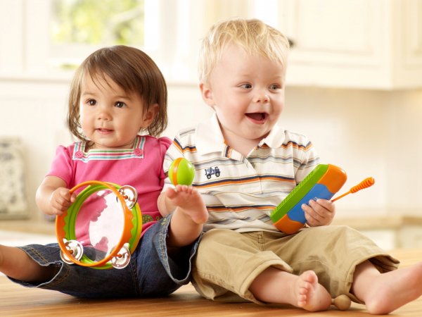 Ученые: Годовалые дети выбирают игрушки по гендерной принадлежности