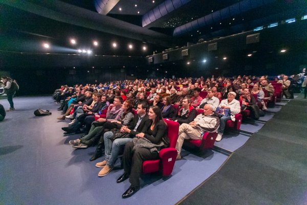 Фестиваль бесплатных показов "Кинозима" пройдет в московских кинотеатрах