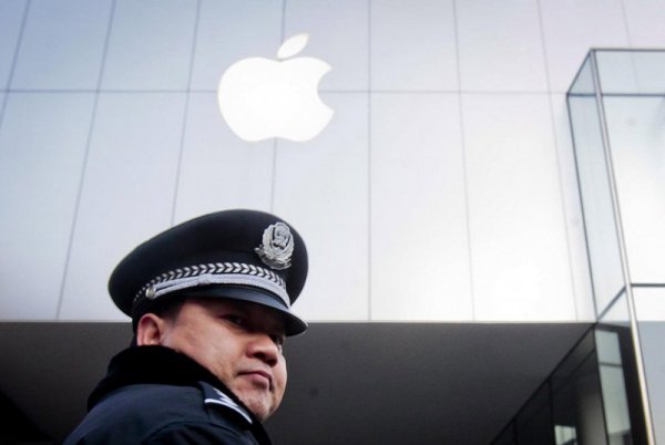Охранники Apple недовольны своей заработной платой