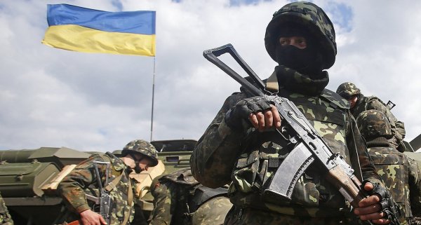 Бойцы ВСУ задержали на границе Крыма представителей незаконного вооруженного формирования