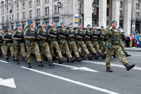 Украинские войска вновь сражаются с батальоном «Аскер» на границе с Крымом