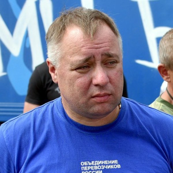 В Петербурге задержан полицией лидер Объединения перевозчиков России Андрей Бажутин