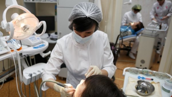 В Мордовии девушка скончалась от шока после посещения стоматолога 8 марта