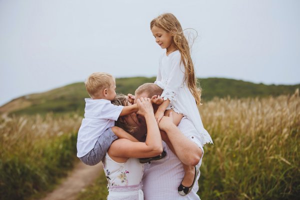 Психологи раскрыли признаки счастливой семьи