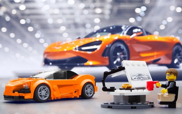 Модель спорткара McLaren 720S превратилась в конструктор Lego