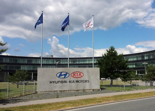 KIA и Hyundai отзывают 170 тысяч автомобилей в Корее из-за проблем с двигателем