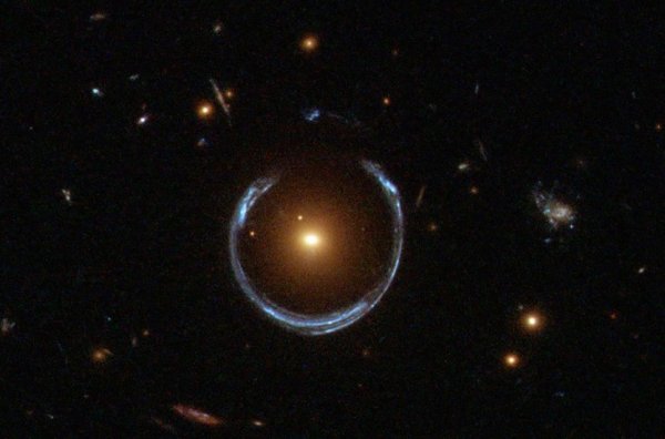 Астрономы обнаружили самую слабую в истории галактику