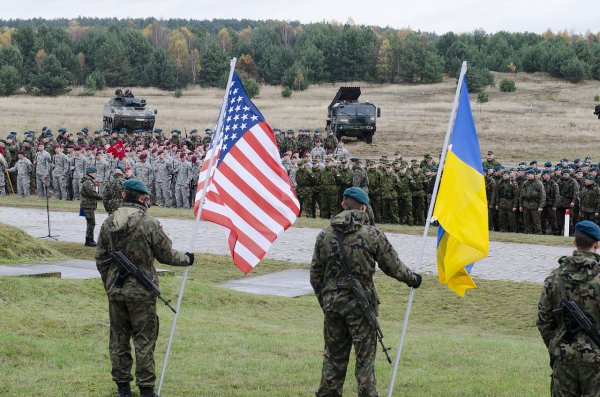 На Донбасс приехали военные инструкторы из США