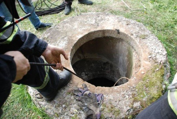 В Братске в канализационном коллекторе найден труп младенца