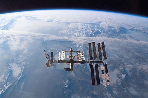 Высота МКС откорректирована астронавтами на 350 метров