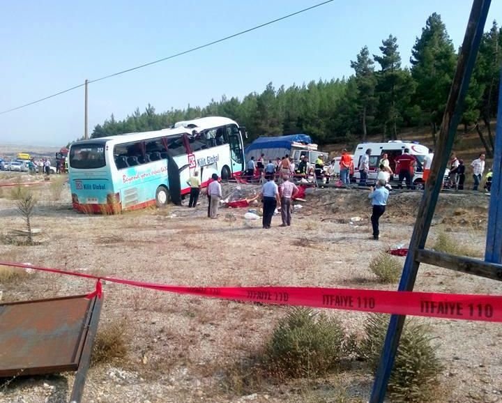 Автобус с 24 российскими туристами разбился в Анталье